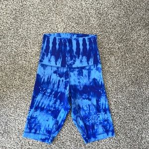 Lululemon workout shorts